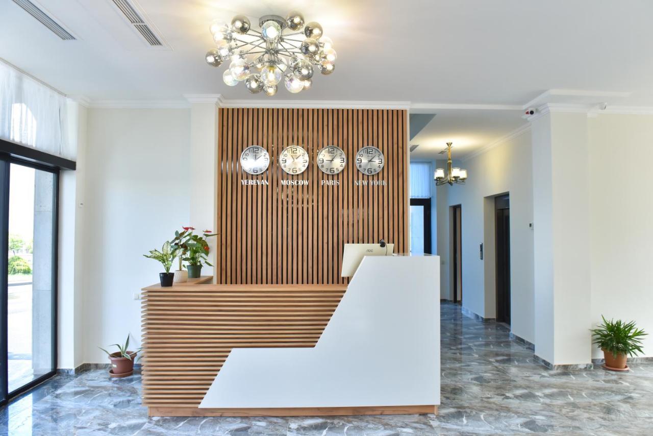 Altunyan Hotel Erivan Exterior foto