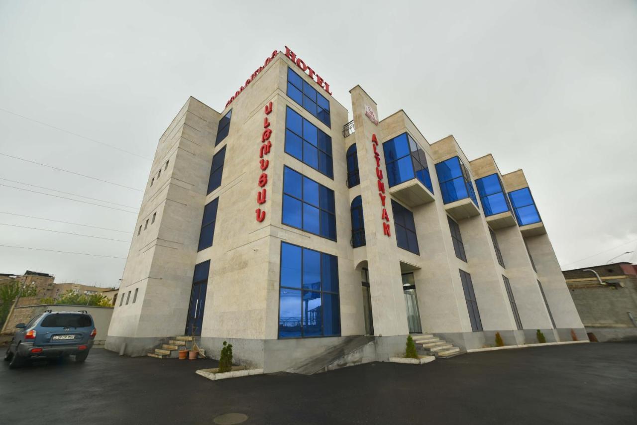 Altunyan Hotel Erivan Exterior foto