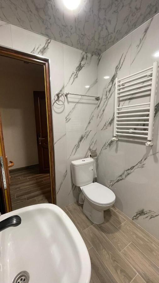 Altunyan Hotel Erivan Exterior foto