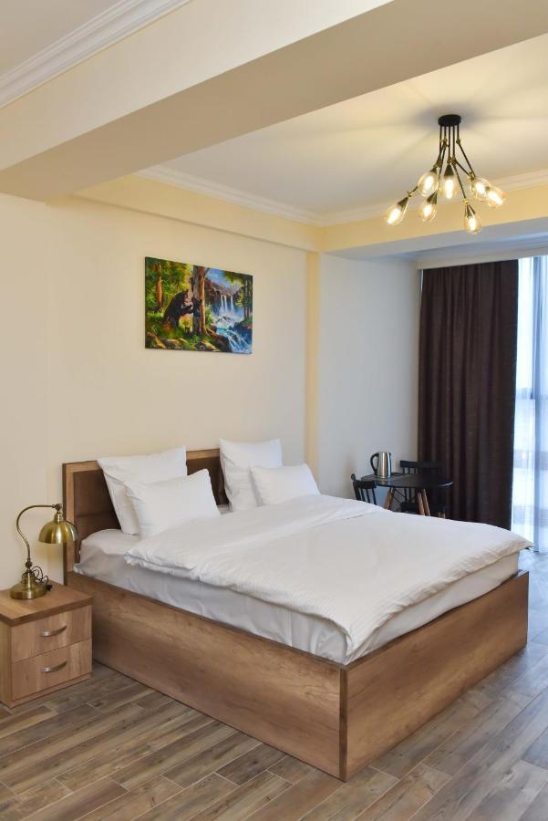 Altunyan Hotel Erivan Exterior foto